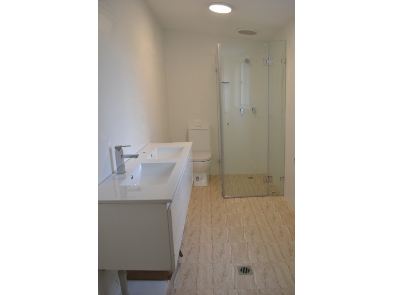 10 Urunga Parade, Wollongong NSW 2500