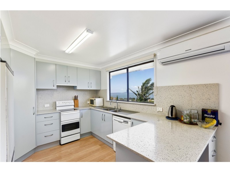 30 Shearwater Drive, Berkeley NSW 2506