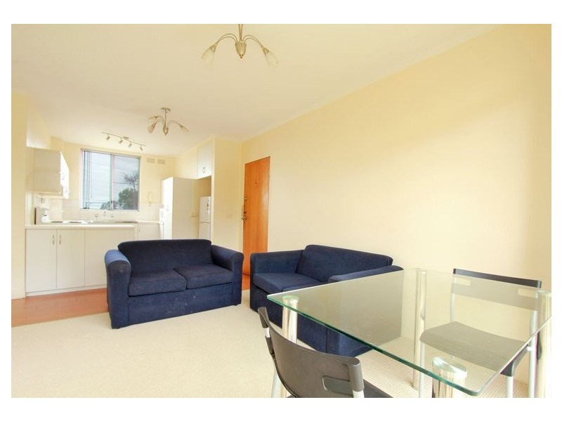 3/142 Gladstone Ave, Coniston NSW 2500