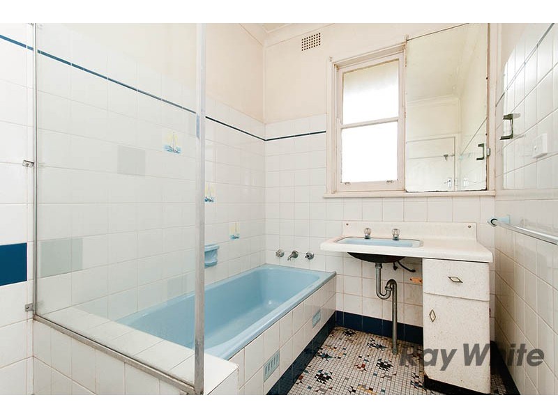 249 Farmborough Road, Farmborough Heights NSW 2526