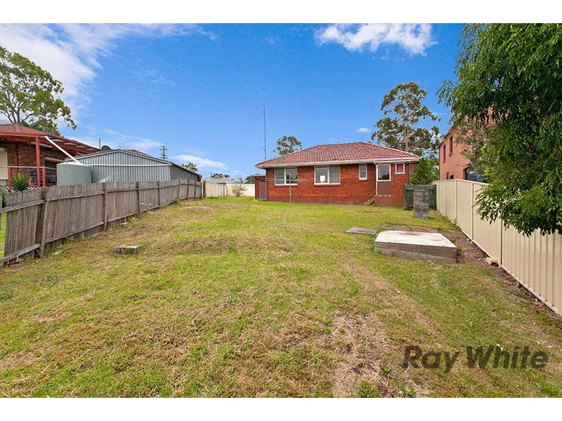 249 Farmborough Road, Farmborough Heights NSW 2526