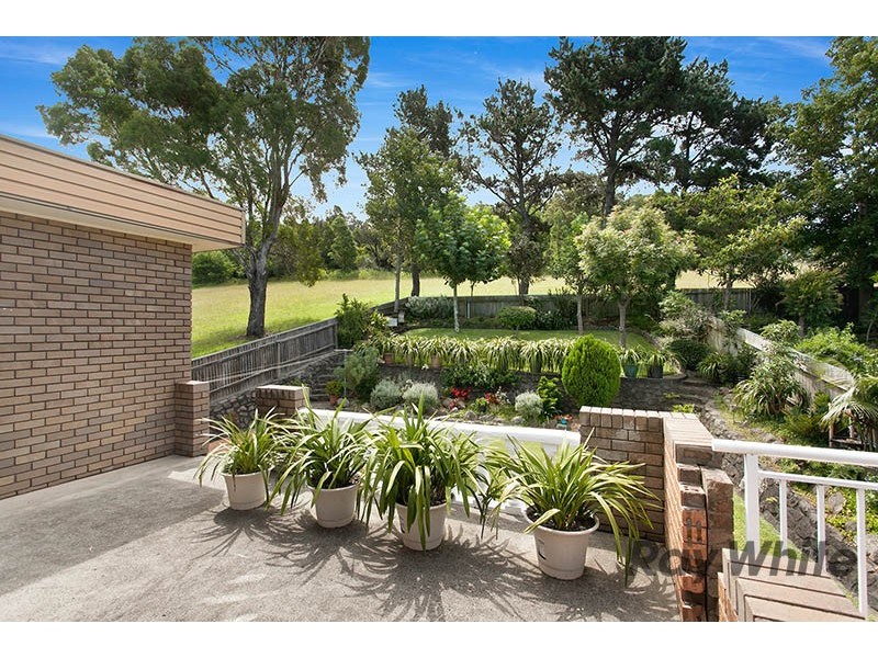 12 Matthews Drive, Mount Warrigal NSW 2528