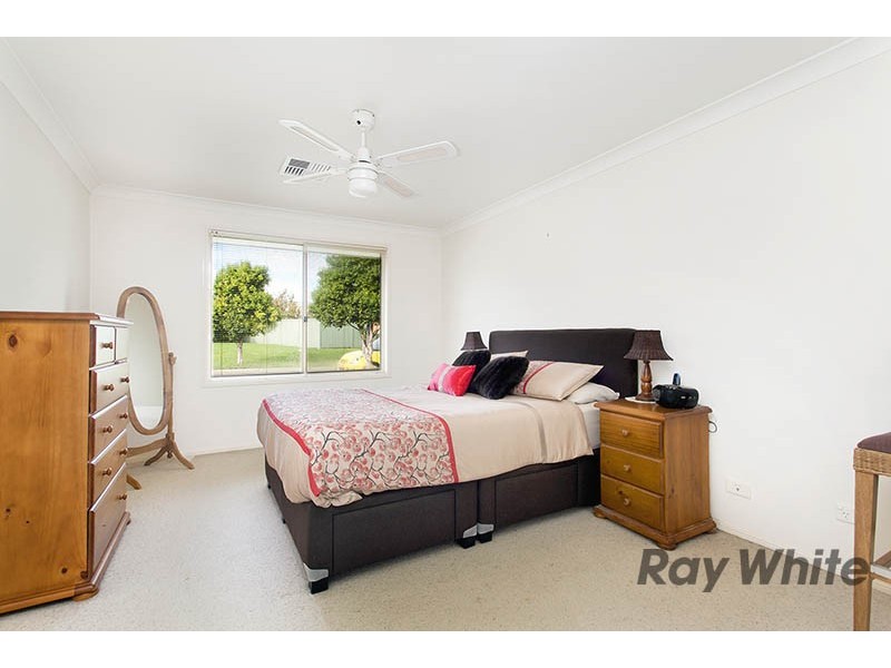 5 Helena Place, Albion Park NSW 2527