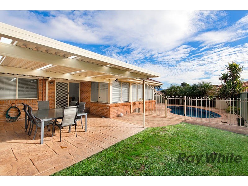 5 Helena Place, Albion Park NSW 2527