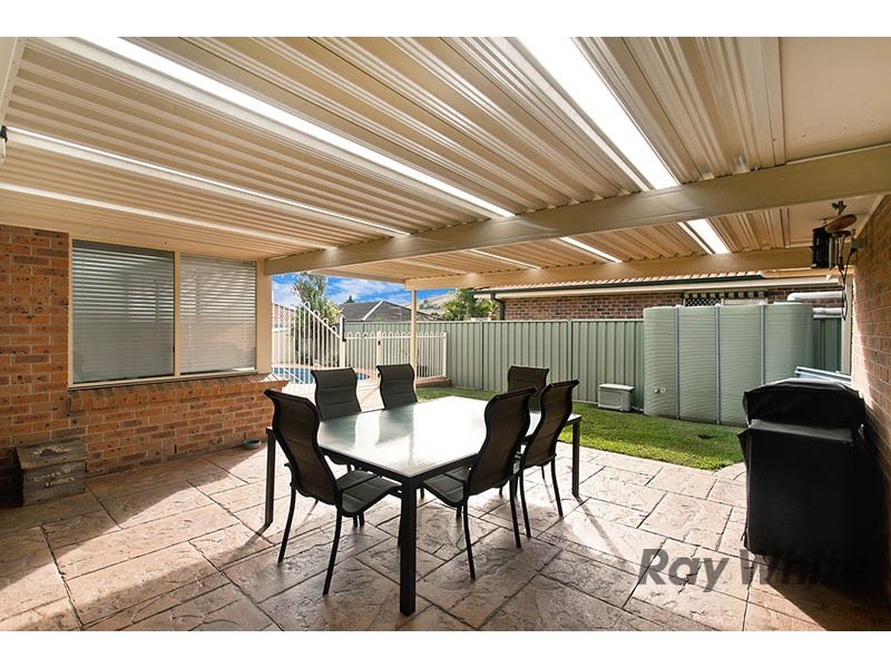 5 Helena Place, Albion Park NSW 2527