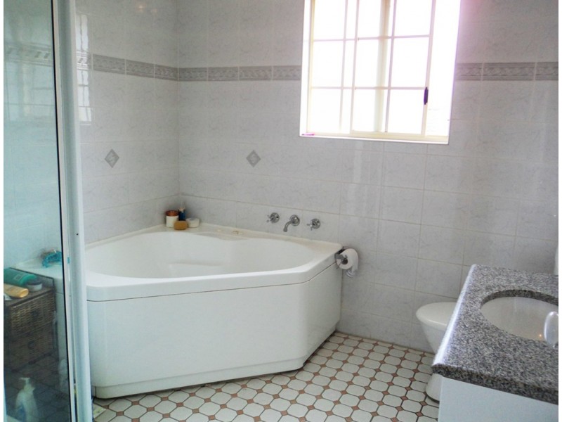4/7 Wiseman Avenue, Wollongong NSW 2500