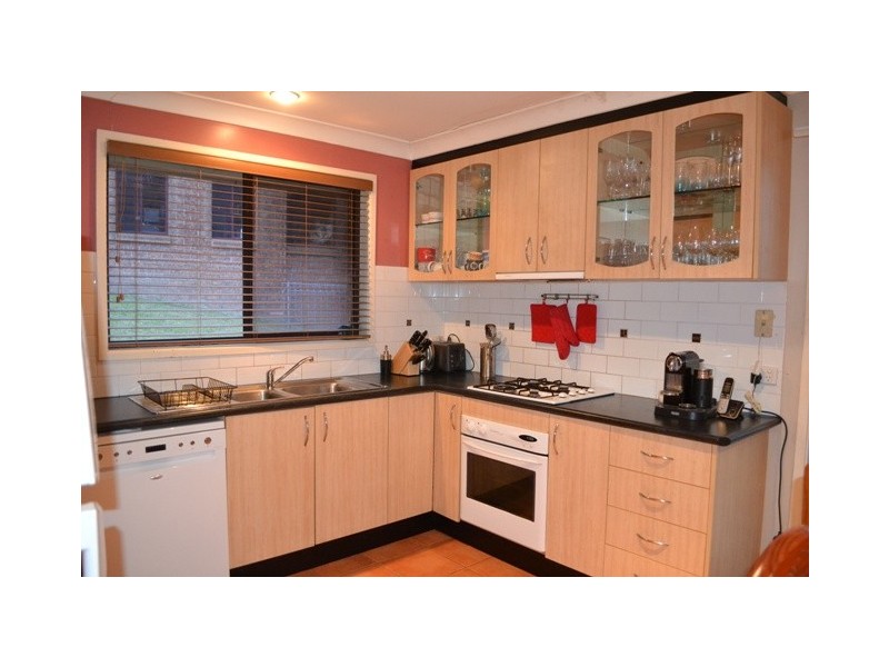 4 Tamarind Drive, Cordeaux Heights NSW 2526