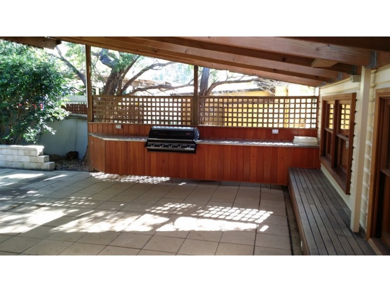 26 Abecrombie Street, West Wollongong NSW 2500