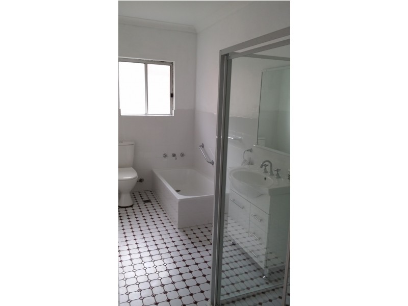 2/26 Cowper Street, Fairy Meadow NSW 2519