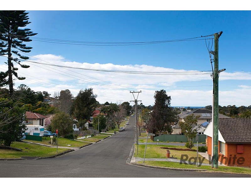 35 Brokers Road, Balgownie NSW 2519