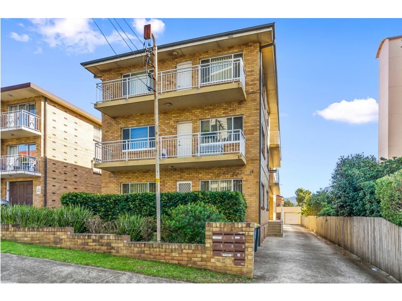 8/18 Church St, Wollongong NSW 2500