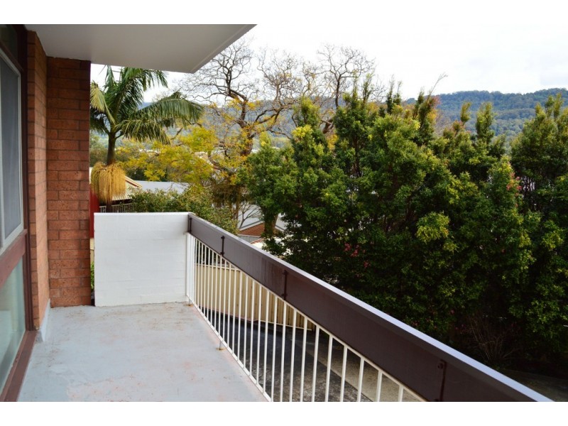 8/133b Campbell St, Woonona NSW 2517