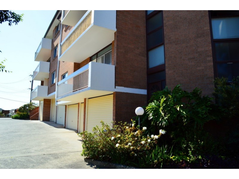 8/133b Campbell St, Woonona NSW 2517