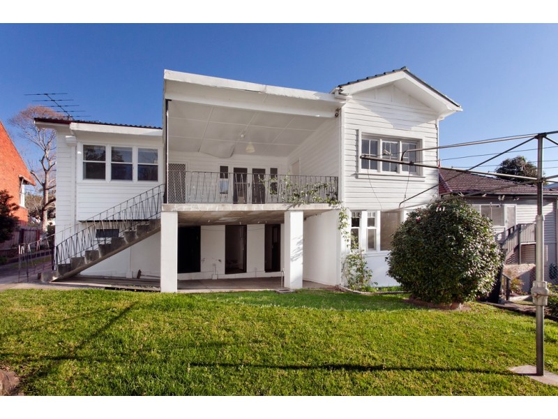 42 Norman Street, Mangerton NSW 2500