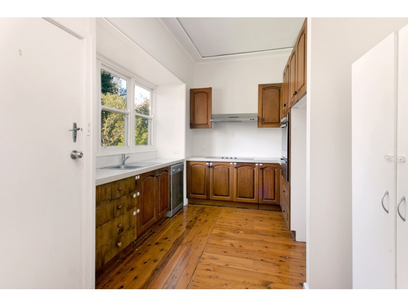42 Norman Street, Mangerton NSW 2500