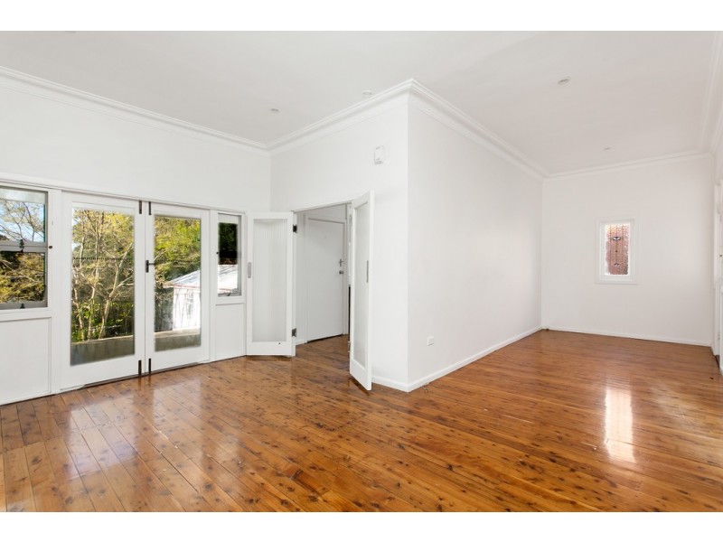 42 Norman Street, Mangerton NSW 2500