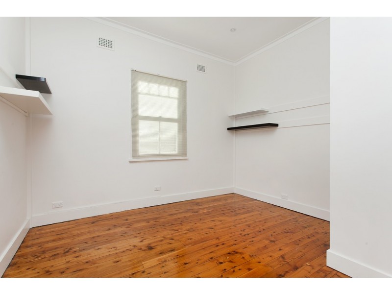 42 Norman Street, Mangerton NSW 2500