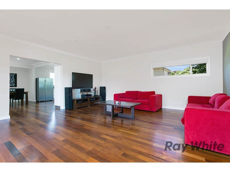 99 Albert Street, Unanderra NSW 2526