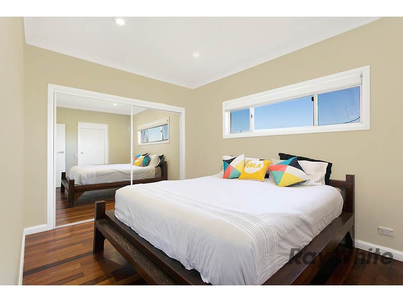 99 Albert Street, Unanderra NSW 2526