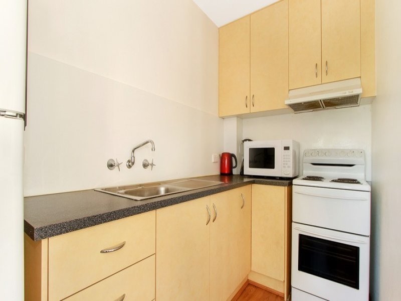 8/10 Bessell Ave, North Wollongong NSW 2500