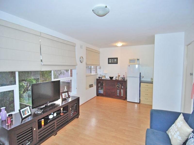 8/10 Bessell Ave, North Wollongong NSW 2500