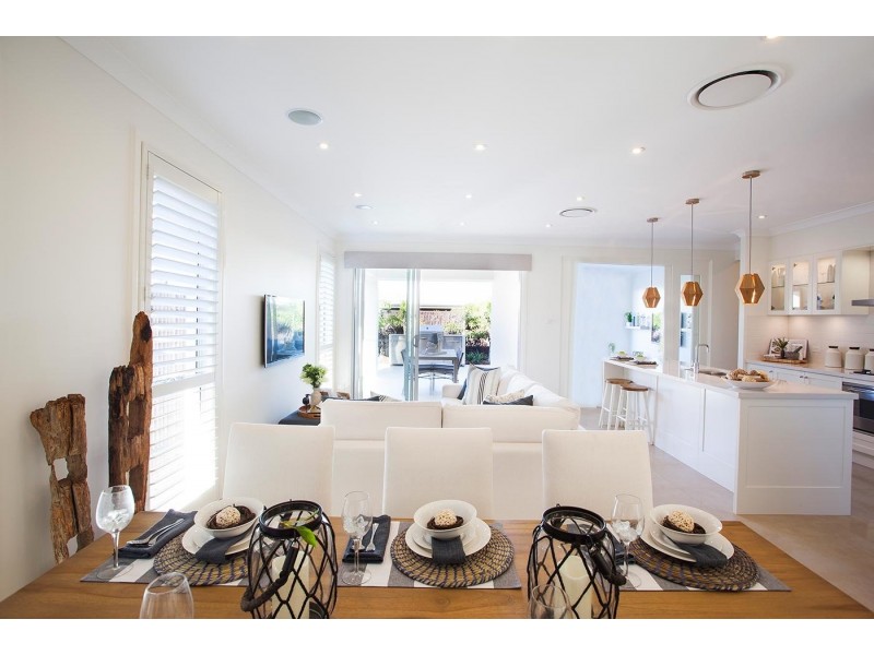 50 May St, Robertson NSW 2577