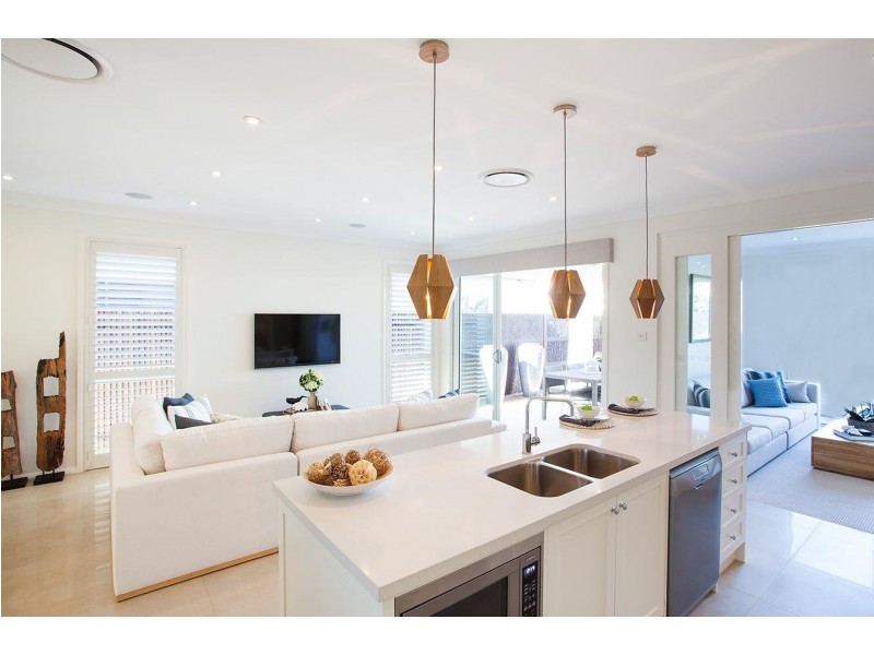 50 May St, Robertson NSW 2577