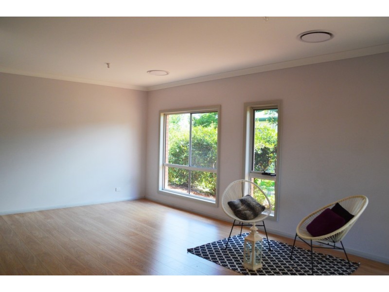 50 May St, Robertson NSW 2577