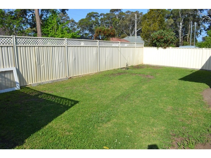 249 Farmborough Road, Farmborough Heights NSW 2526