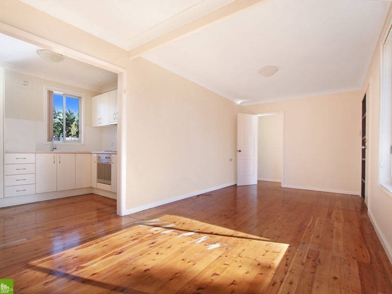8 Devon Street, Berkeley NSW 2506