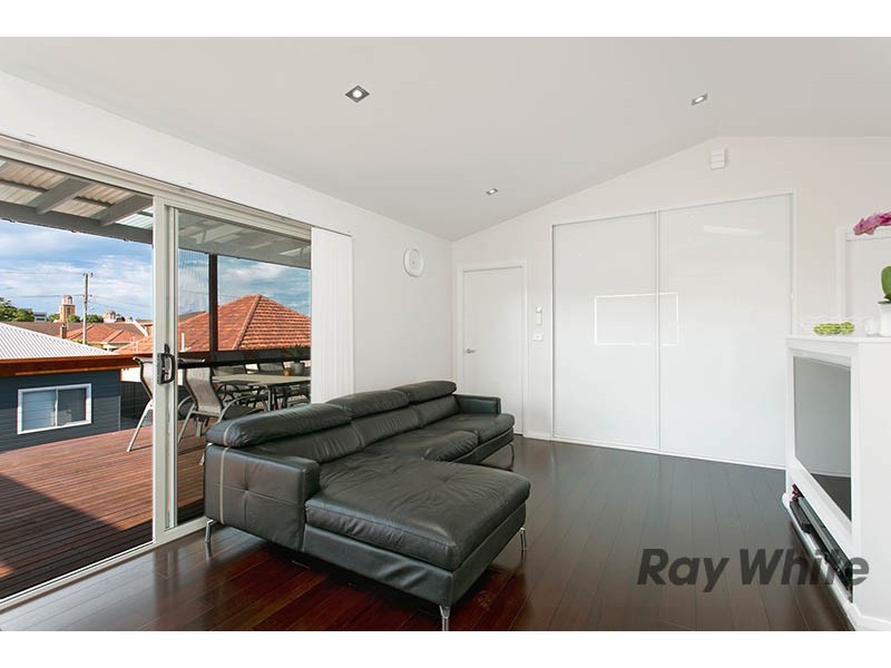 2/27 West Street, Wollongong NSW 2500