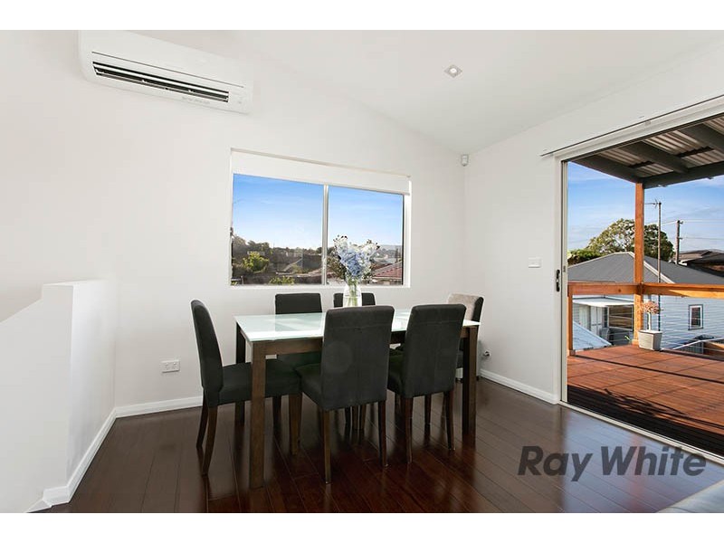 2/27 West Street, Wollongong NSW 2500