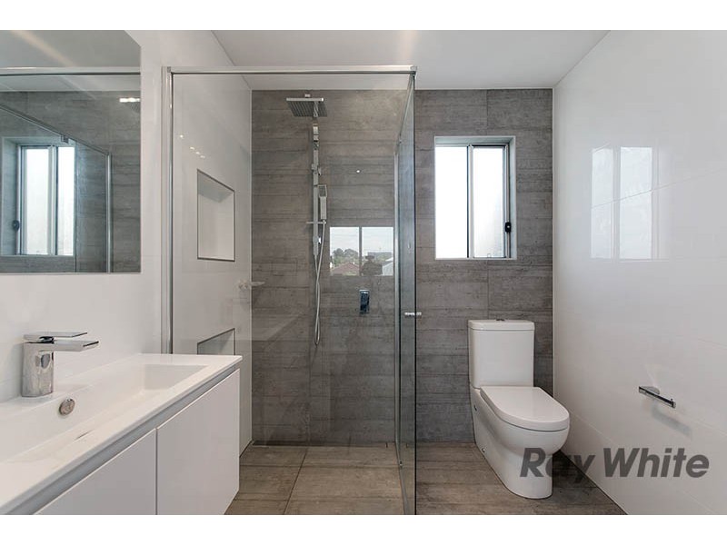 2/27 West Street, Wollongong NSW 2500