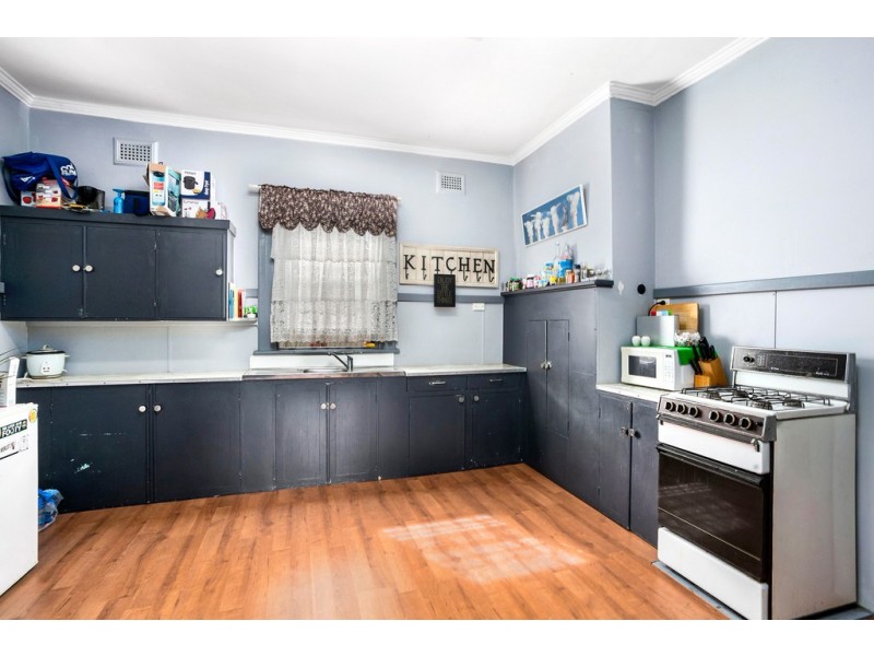 1 Jutland Avenue, Wollongong NSW 2500