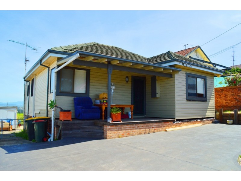 113 Farmborough Rd, Farmborough Heights NSW 2526