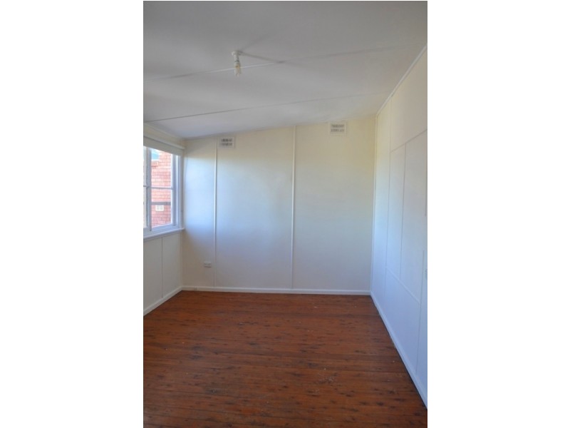 113 Farmborough Rd, Farmborough Heights NSW 2526