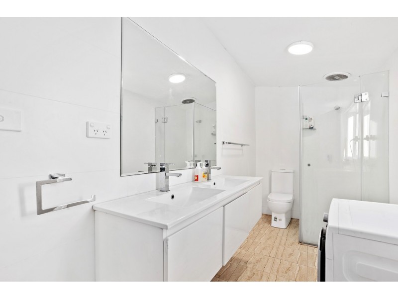 10 Urunga Parade, Wollongong NSW 2500