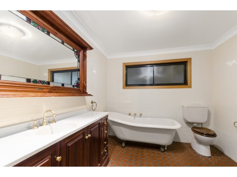 26 Camden Grove, Figtree NSW 2525