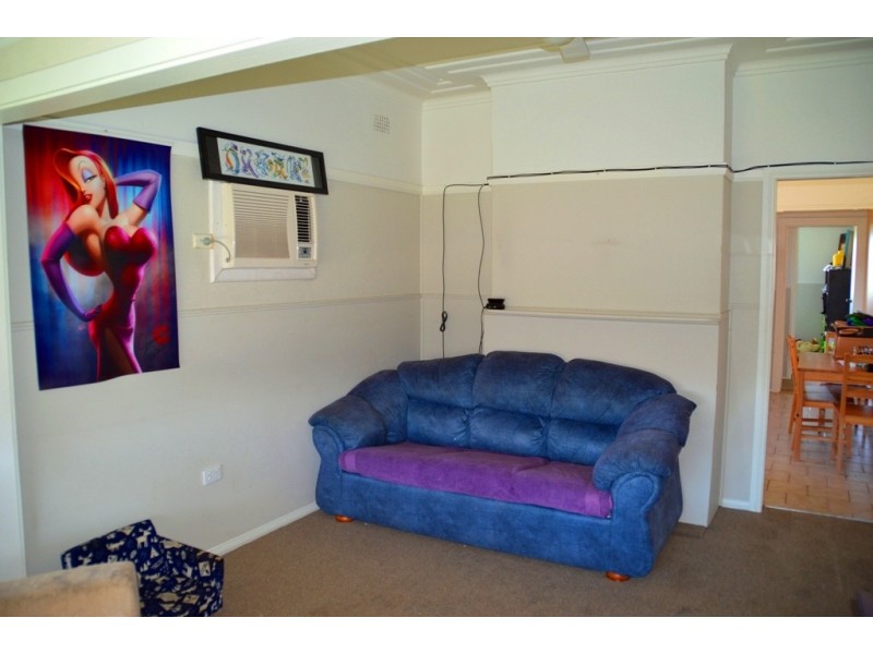 111 Farmborough Rd, Farmborough Heights NSW 2526