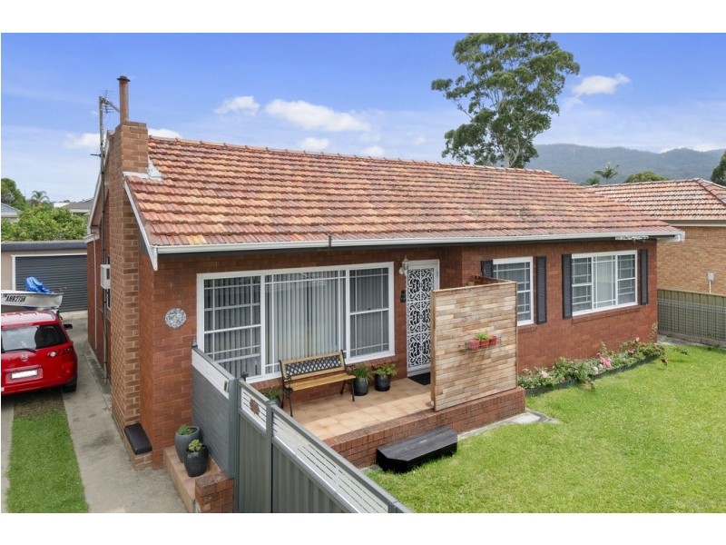 29 Balfour St, Fairy Meadow NSW 2519