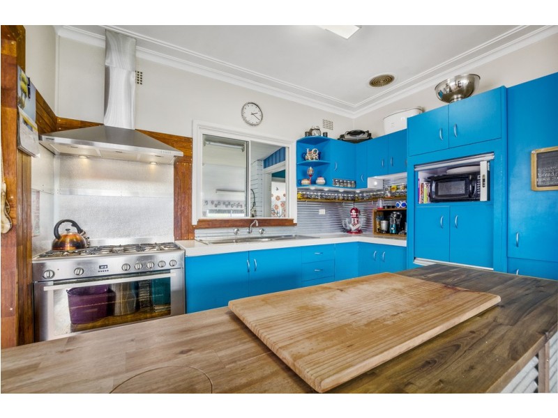 29 Balfour St, Fairy Meadow NSW 2519