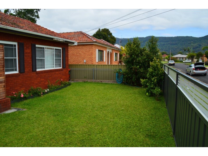 29 Balfour St, Fairy Meadow NSW 2519