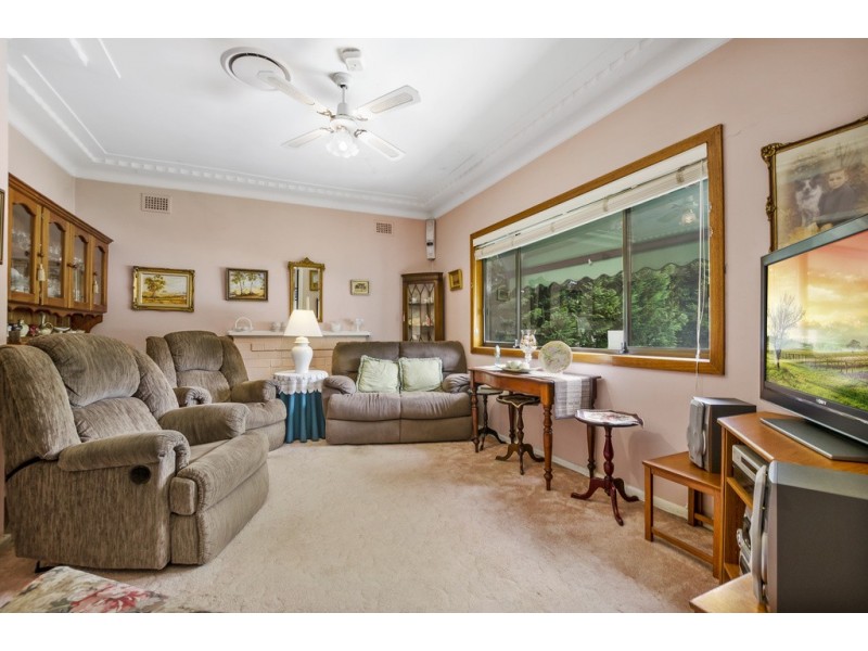 29 Abercrombie St, West Wollongong NSW 2500