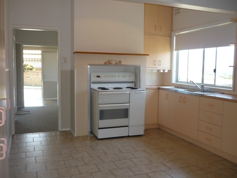 111 Farmborough Road, Farmborough Heights NSW 2526