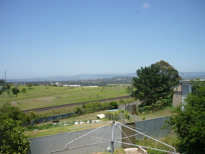 111 Farmborough Road, Farmborough Heights NSW 2526