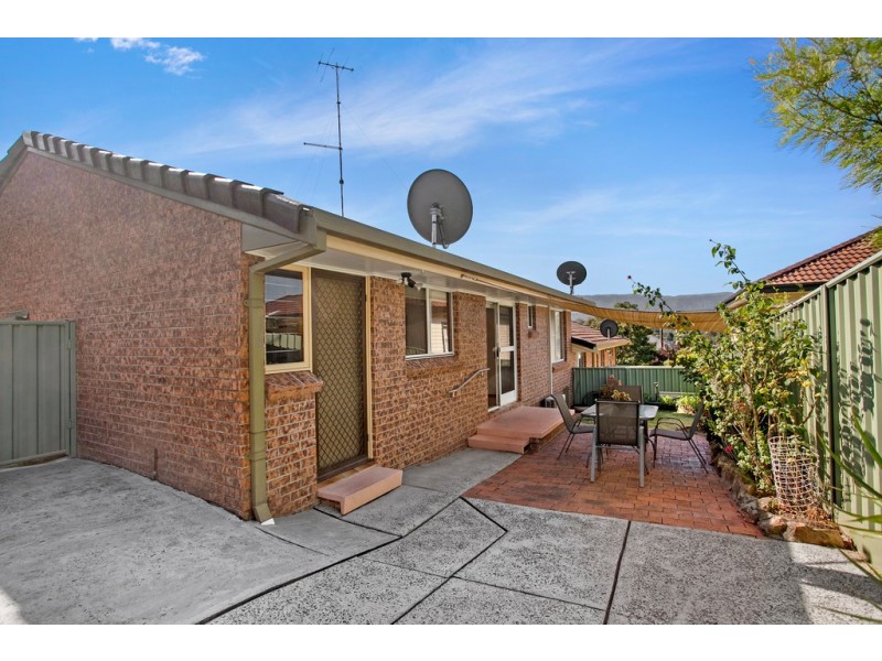 2/29 Hopetoun Street, Woonona NSW 2517