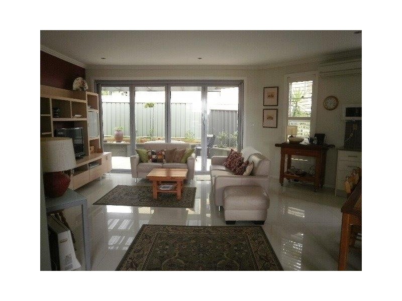 42a Tarrawanna Road, Corrimal NSW 2518