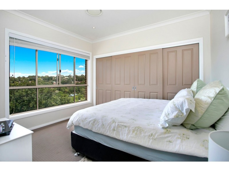 16B Murrogun Crescent, Cordeaux Heights NSW 2526