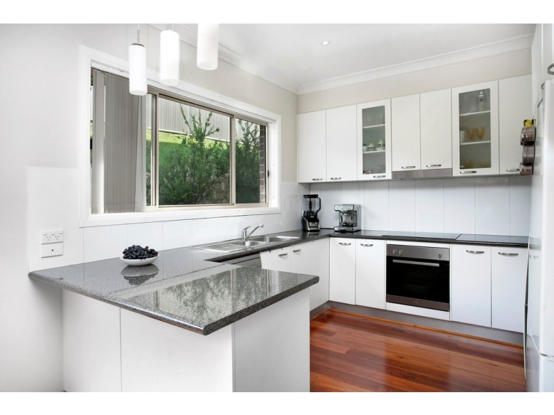 16B Murrogun Crescent, Cordeaux Heights NSW 2526