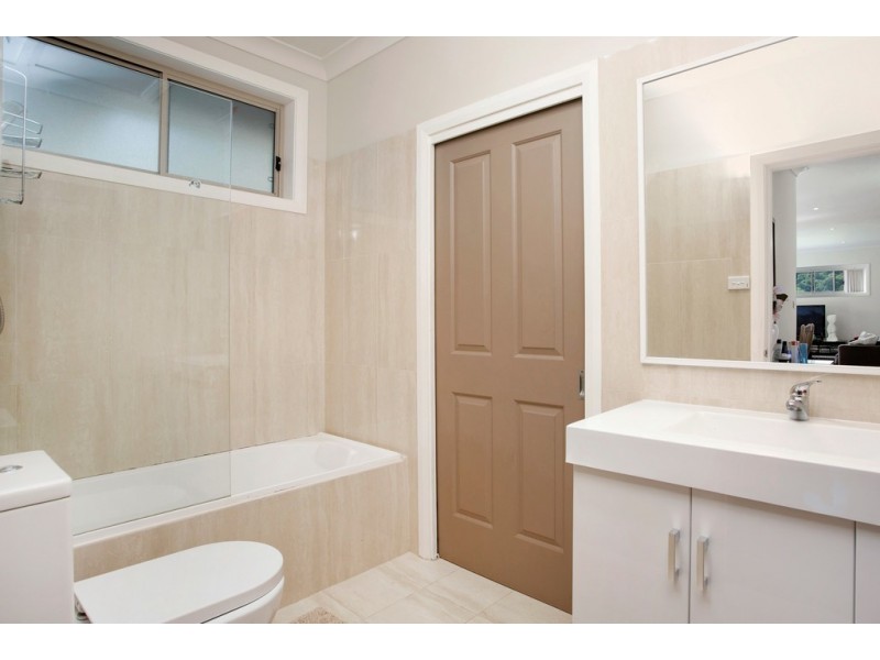 16B Murrogun Crescent, Cordeaux Heights NSW 2526